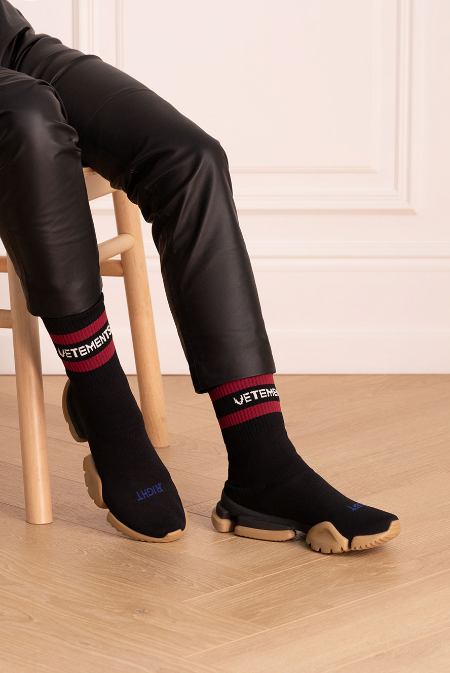 Vetements sneakers-socks women's with chunky sole black 142899