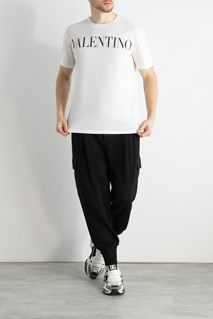 Valentino men's cotton t-shirt with a simple design and logo in