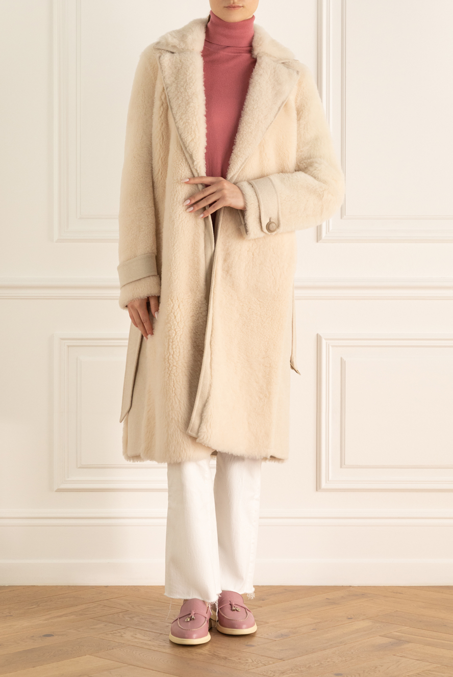 Loro Piana women's milky-colored fur coat with a belt at the waist