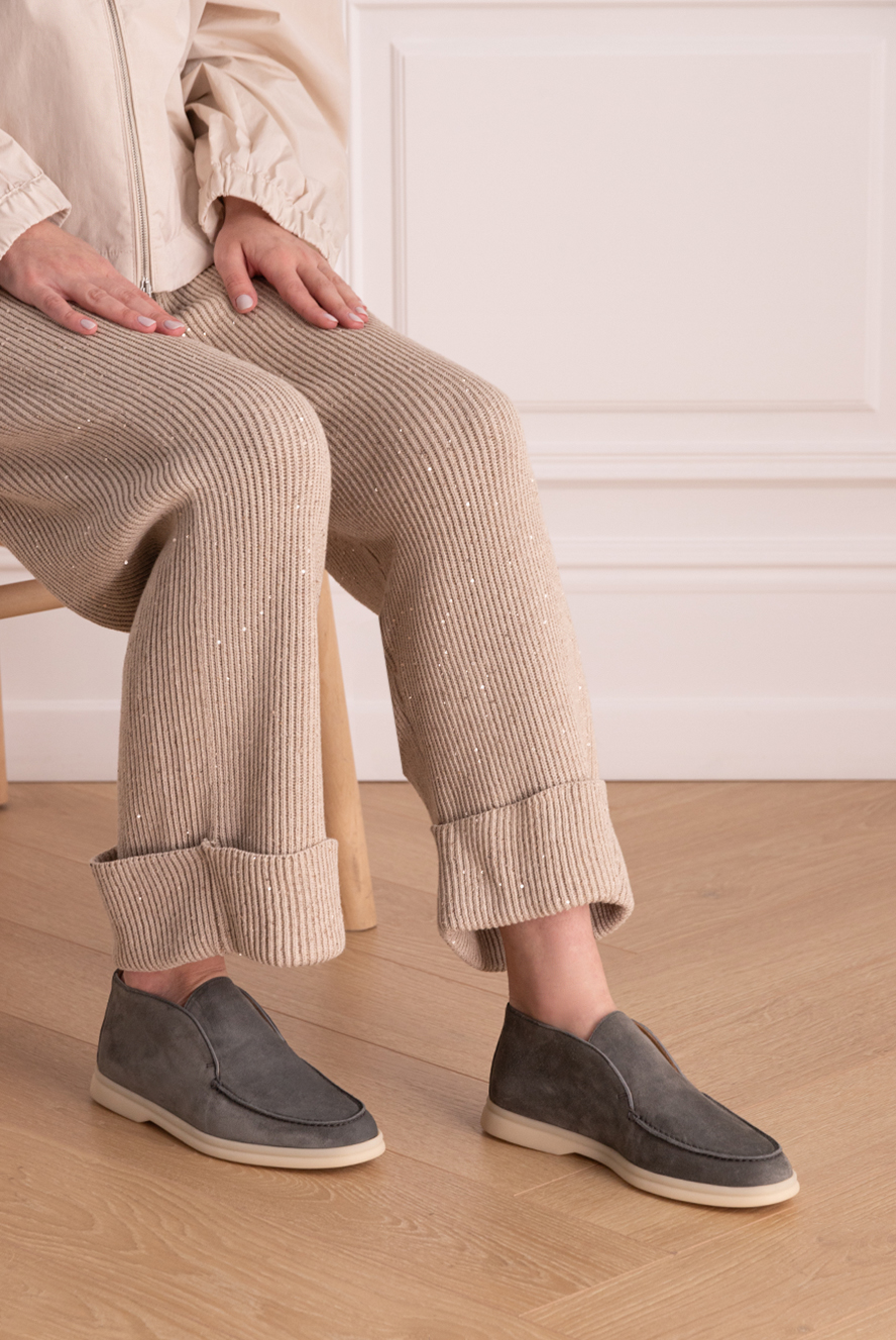 Loro Piana フード付きジレ グレー 38 Loro Piana дезерты из нубука серые женские 176028 — Женские лоферы