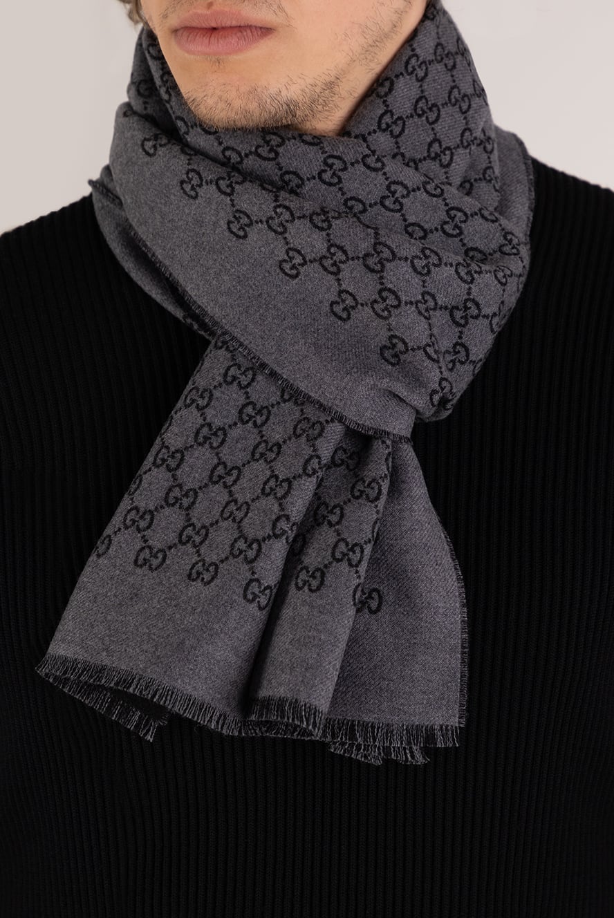 Gucci men's woolen scarf in a cage gray 180716 — Men scarves