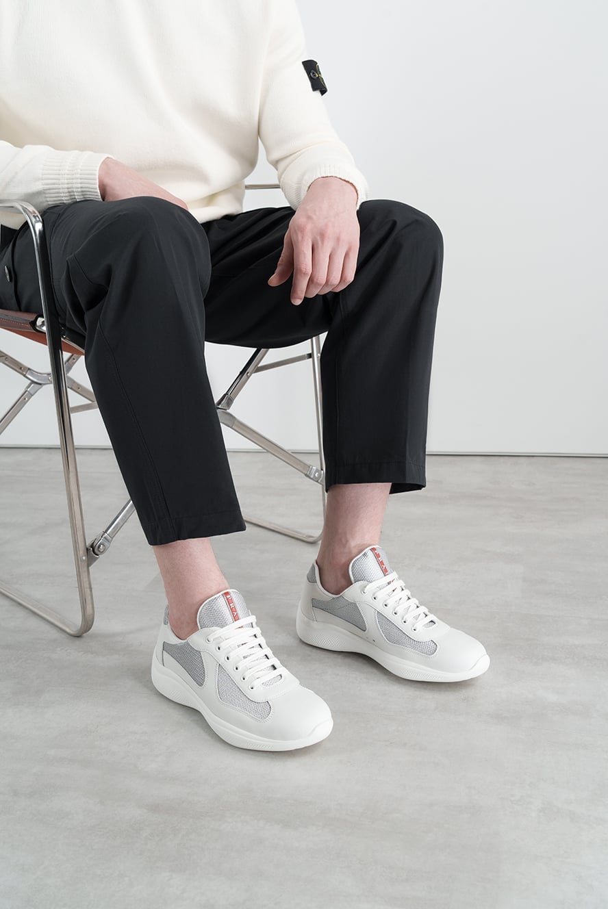 PRADAブーティ Prada кроссовки из телячьей кожи и сетки мужские белые 187293