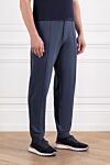 Brunello Cucinelli Брюки джогеры из хлопка синие с рельефной строчкой и шнурком на талии - 93% хлопок, 7% полиамид. Цвет: синий. кулиска. два боковых кармана, два задних кармана. Страна производитель: Италия. Уход: специализированная чистка - фото 3