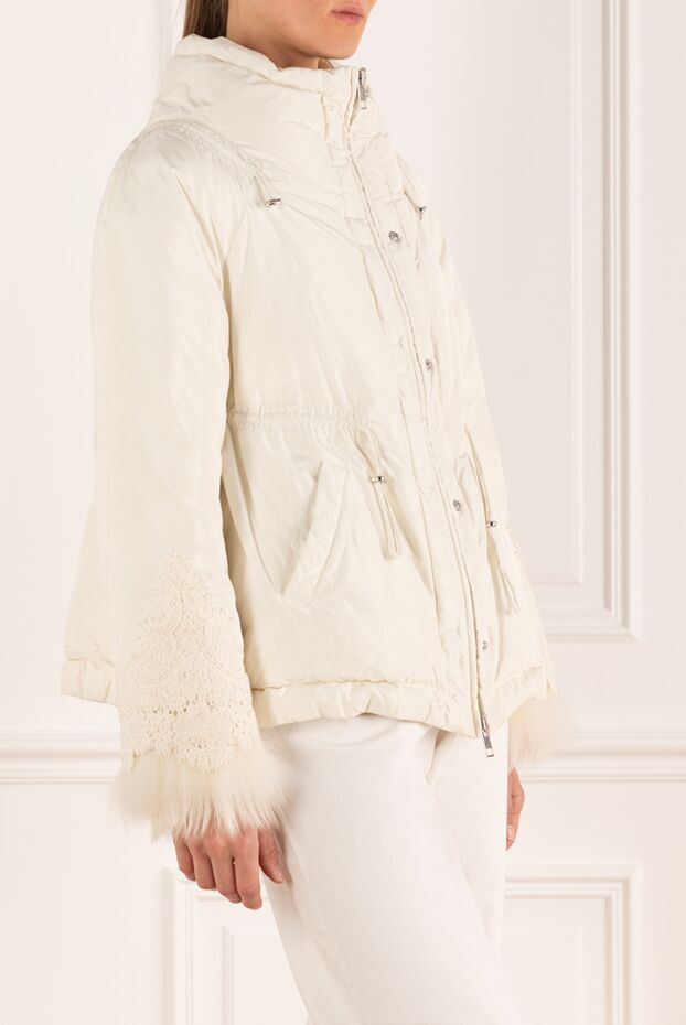 Ermanno Scervino ivory down jacket with decorative lace and fur on the sleeves 143325 - photo 3