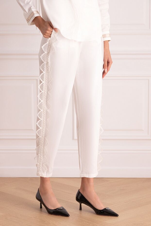 Giamba women's pants with lace on the sides white 143998 - photo 3