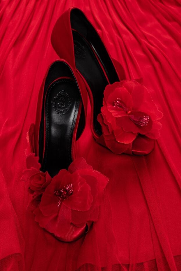 Aleksander Siradekian women's red shoes with a flower 144359 - photo 2