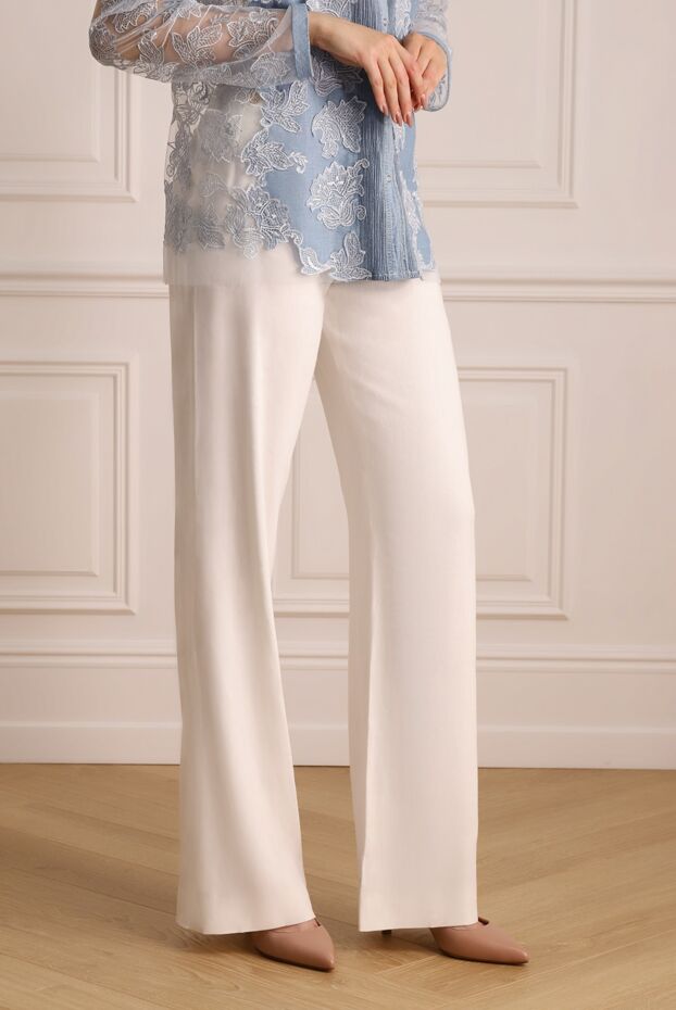 Edward Achour Paris women's pants with contrasting buttons white 144634 - photo 3