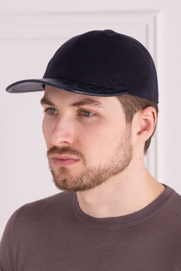 Cesare di Napoli man black crocodile and cashmere cap for men buy with prices and photos 145641 - photo 2