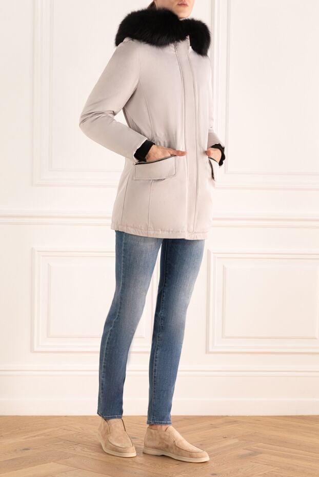 Intuition light-colored down parka with contrasting fur trim and zip pockets 147981 - photo 2