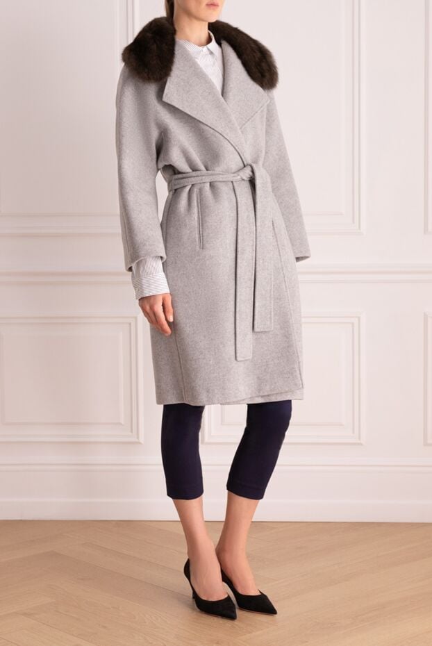 FG Furs gray wrap coat made of wool with a belt and a fur collar 153927 - photo 3
