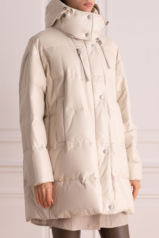 Intuition women's long down jacket made of smooth leather in a milky shade 156031 - photo 3