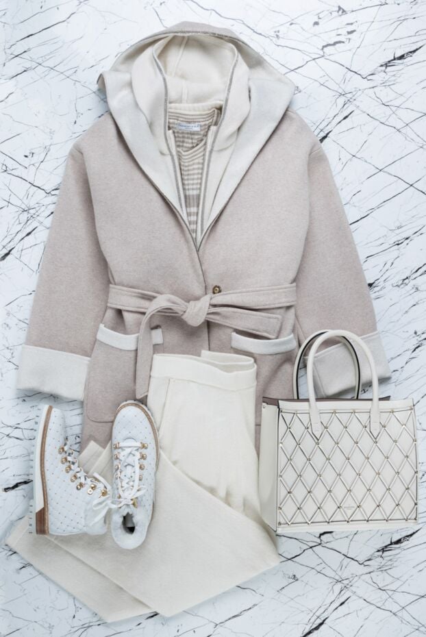 Cashmere & Silk Milano women's cashmere suit with a hood and patch pockets with monili decoration 156178 - photo 2