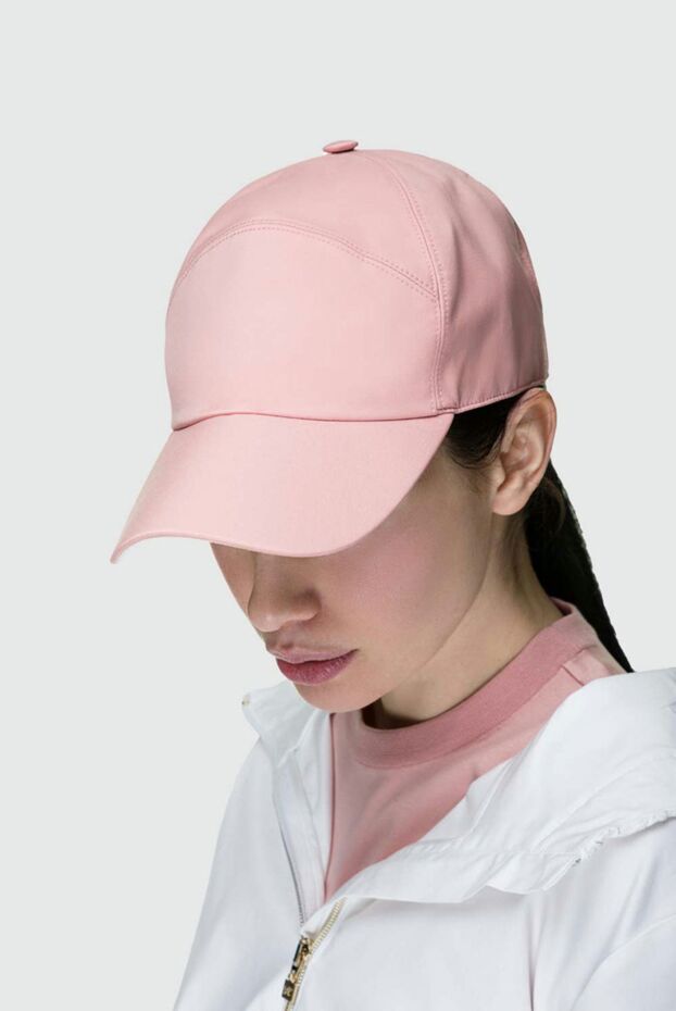 Loro Piana peach cap for women with a metal logo 157379 - photo 3