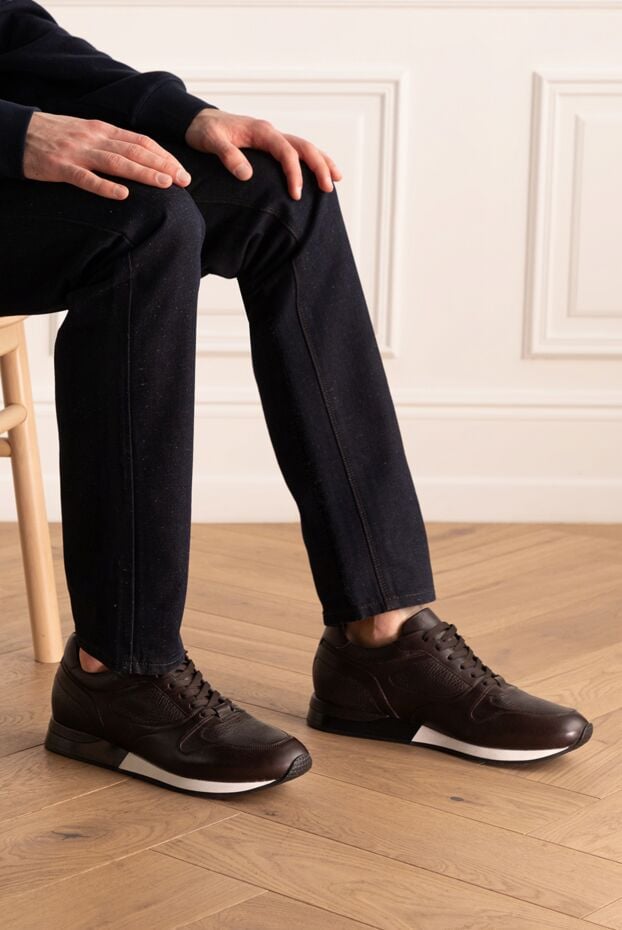 Bontoni dark brown grained leather sneakers with contrasting sole 159047 - photo 2