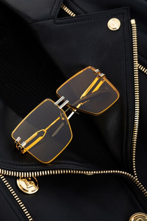 Balmain women's yellow square glasses 160346 - photo 2