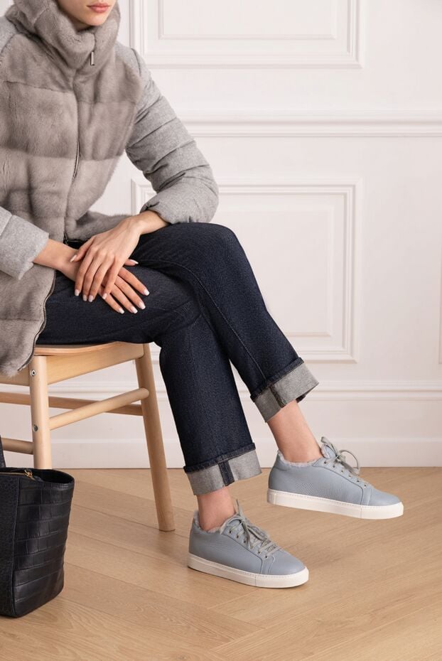 Lisa Conte women's leather and fur sneakers in light blue 161790 - photo 2