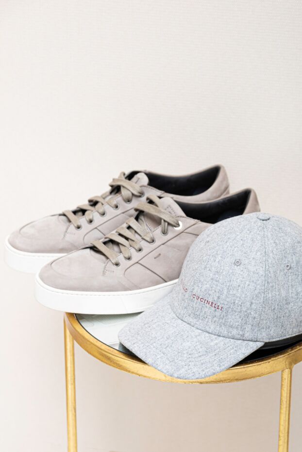 Santoni sneakers made of beige nubuck with a matte texture and a wide white sole 161933 - photo 2