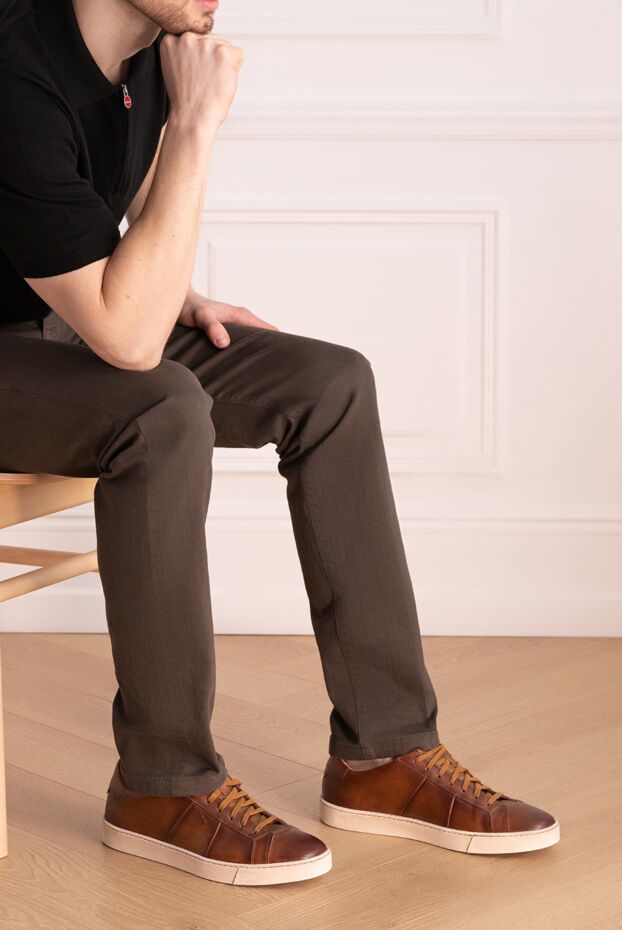 Santoni men's sneakers made of polished leather in chestnut color with a contrasting sole 161958 - photo 3