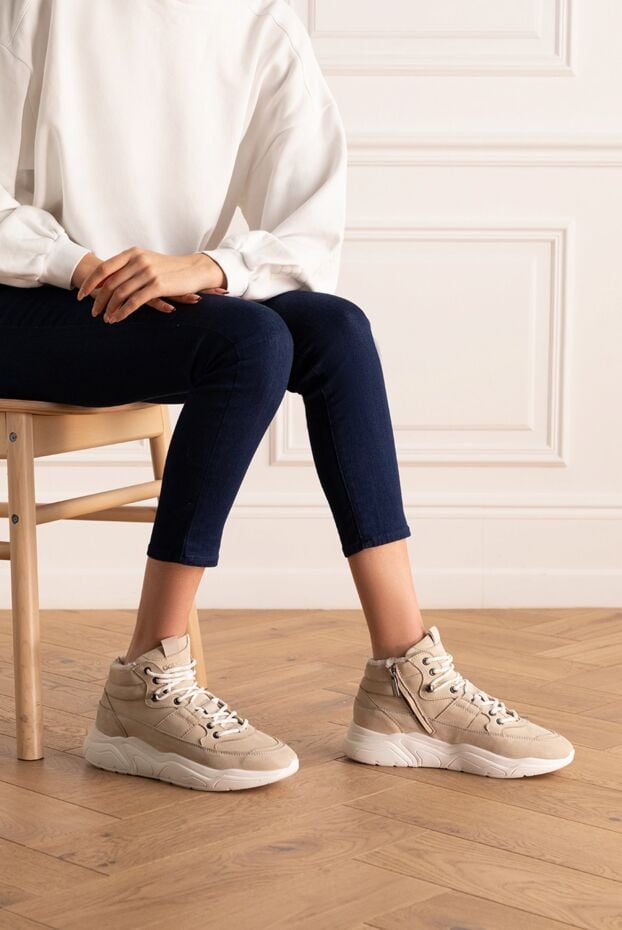 Doucal`s women's beige stitched sneakers with white laces and fur 163147 - photo 2