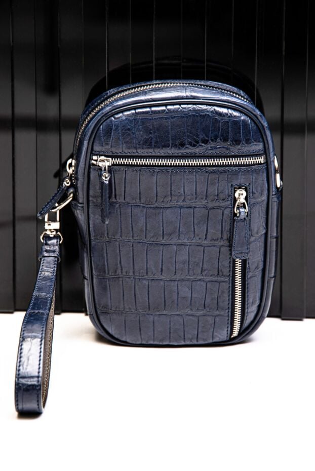 Tardini mens round blue crossbody bag made of waxed american alligator leather 163706 - photo 2