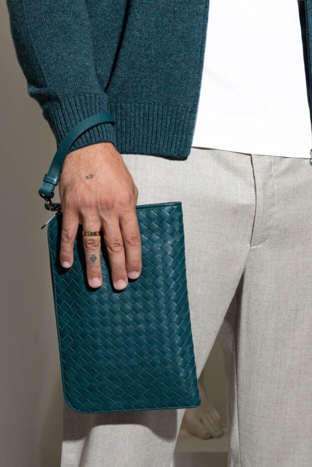 Bottega Veneta men's large green leather clutch intrecciato piccolo 166540 - photo 2