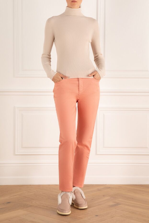 Loro Piana женские джинсы из хлопка розовые женские купить с ценами и фото 168808 - фото 2
