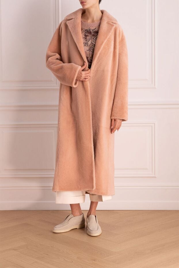 Loro Piana women's fur coat pink long with soft texture made of natural fur 169721 - photo 3