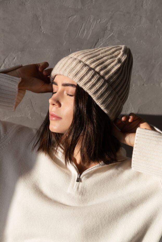 Loro Piana beige cashmere beanie hat for women with ribbing 169746 - photo 2