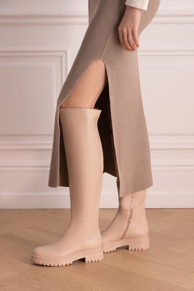 Gianvito Rossi boots women's high leather with chunky sole beige 169760 - photo 3
