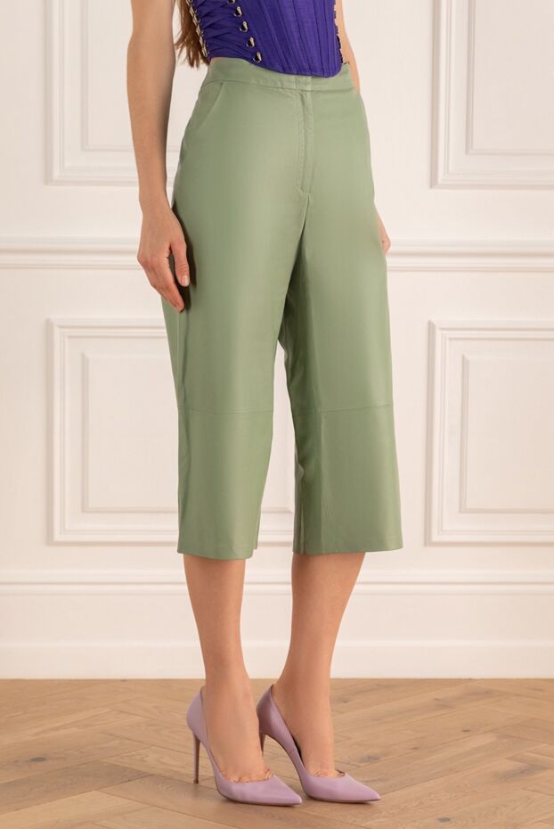 Fabiana Filippi women's cropped leather pants green 169873 - photo 3