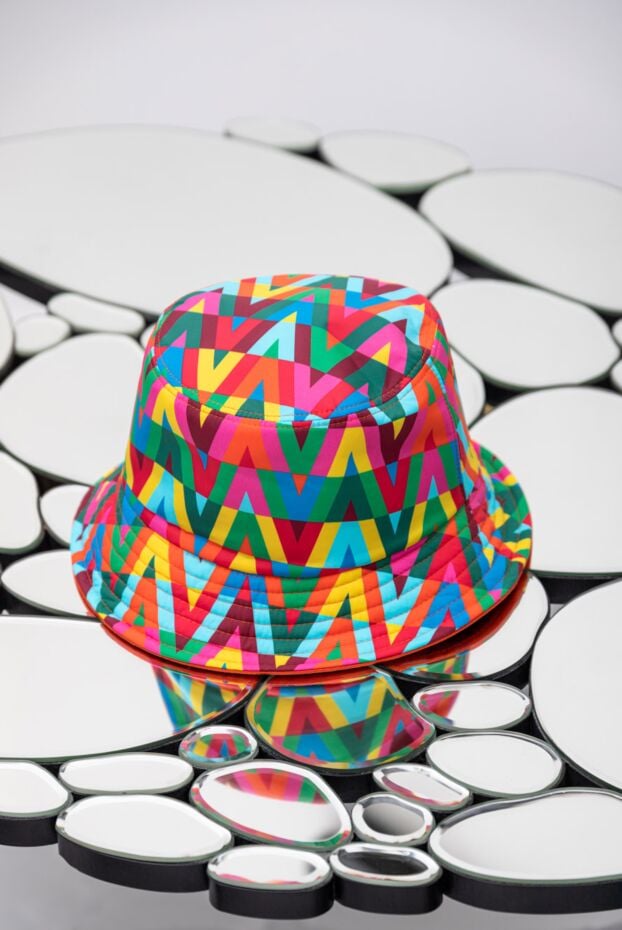 Valentino panama women's multicolored double-sided in a v pattern 170850 - photo 2