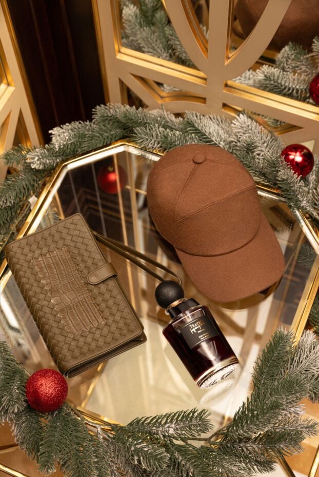 Loro Piana brown cashmere cap with additional round seams for men 171692 - photo 2