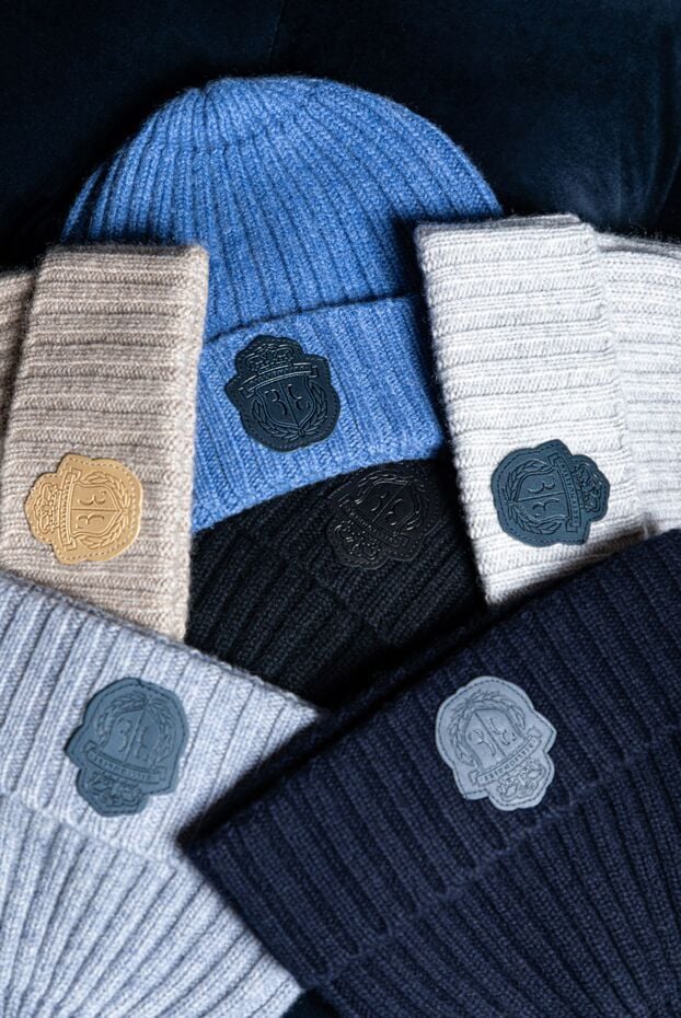 Billionaire blue knitted hat made of natural cashmere with a branded patch 171967 - photo 2