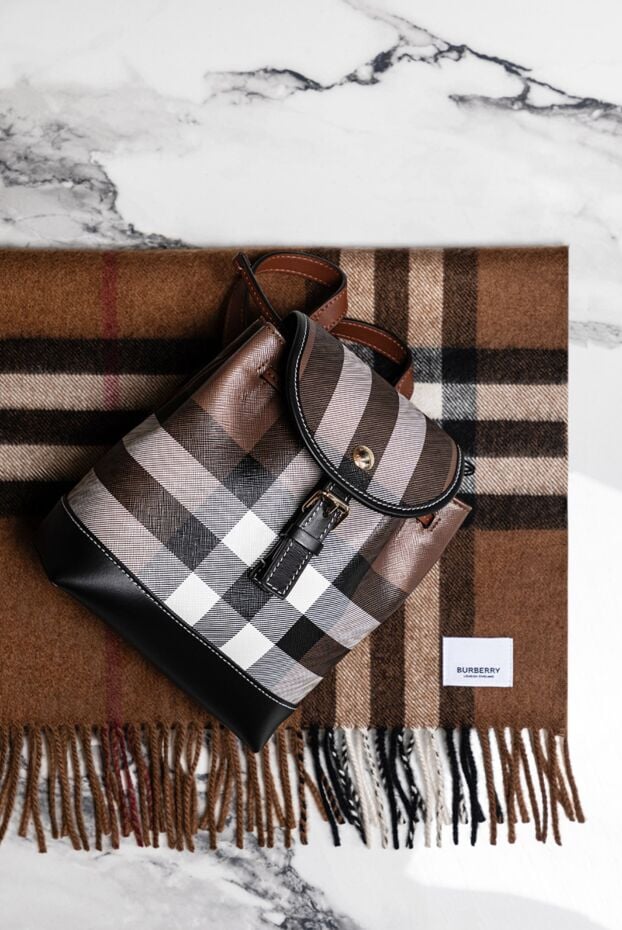 Burberry рюкзак з бавовни та поліуретану коричневий жіночий 175233 - фото 2
