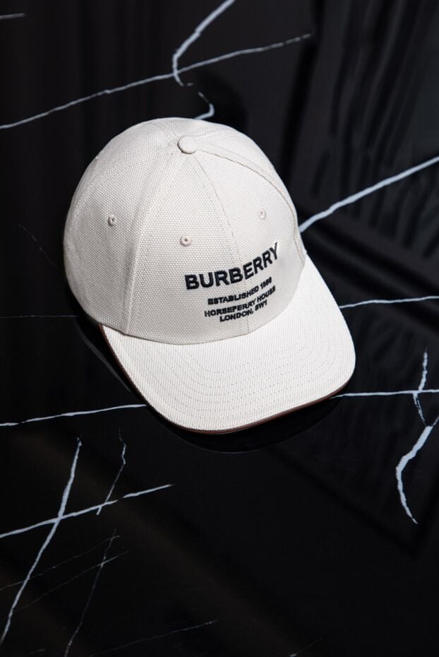 Burberry бавовняна бейсболка світлого відтінку з вишивкою 175242 - фото 2
