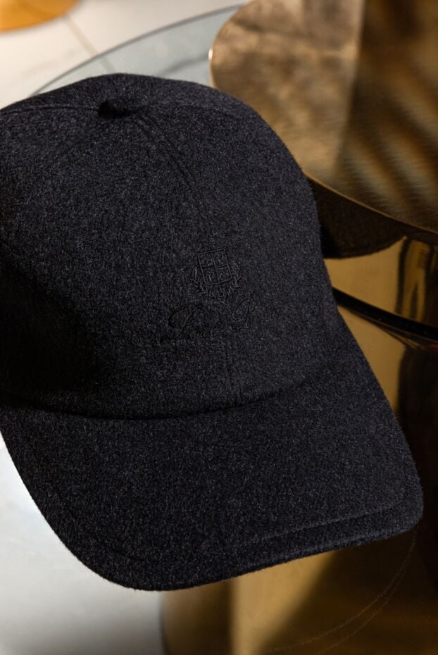 Loro Piana warm baseball cap of classic shape made of thick cashmere for men, gray 176411 - photo 2