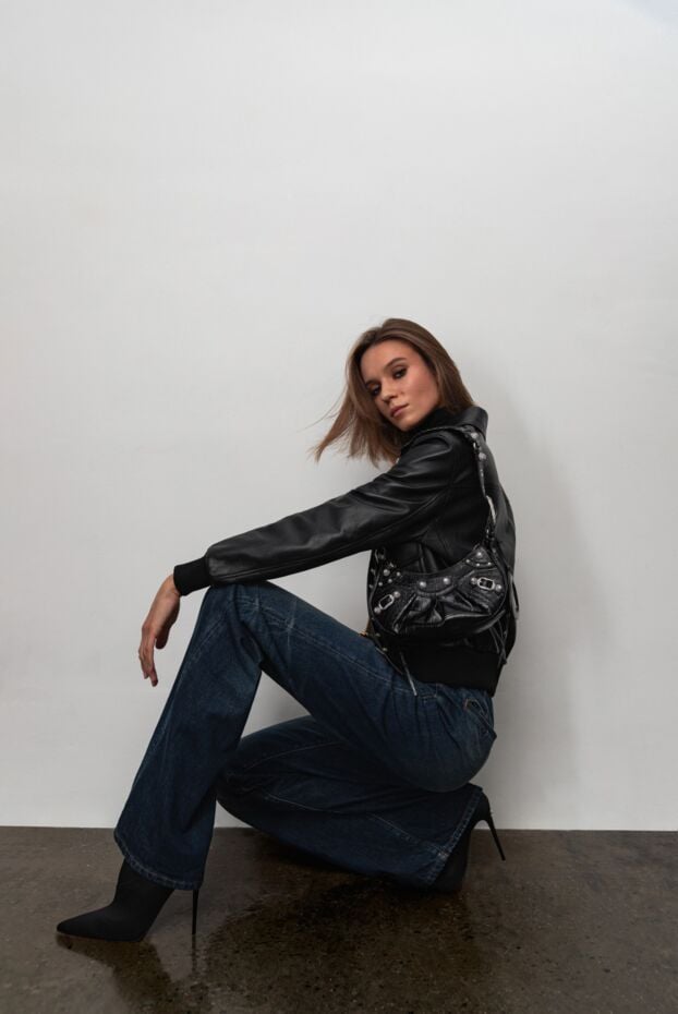 Dolce & Gabbana women's straight cut jeans made of thick denim 177212 - photo 2