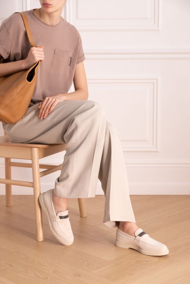 Genuine leather moccasins for women beige - photo 2