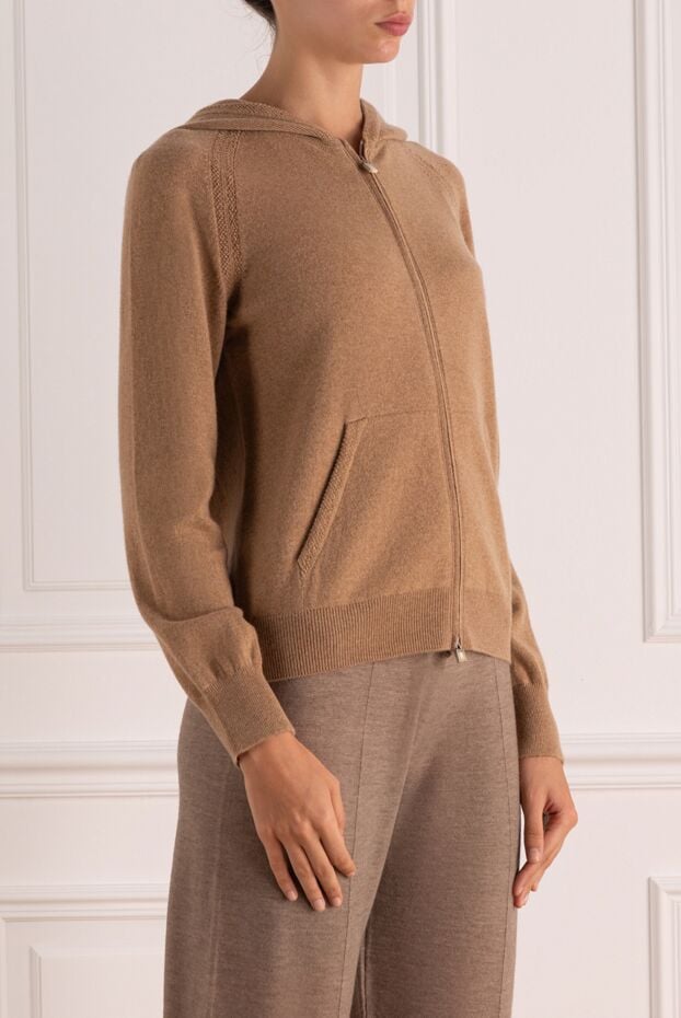 Loro Piana women's beige wool cardigan with a zipper and a hood 179306 - photo 3