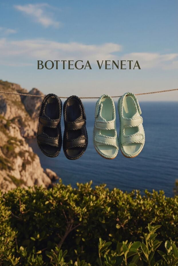 Bottega Veneta women's gray sandals made of genuine leather 180461 - photo 2