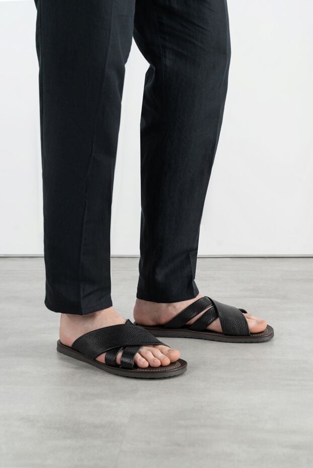 Corneliani men's black leather flip-flops 186578 - photo 2