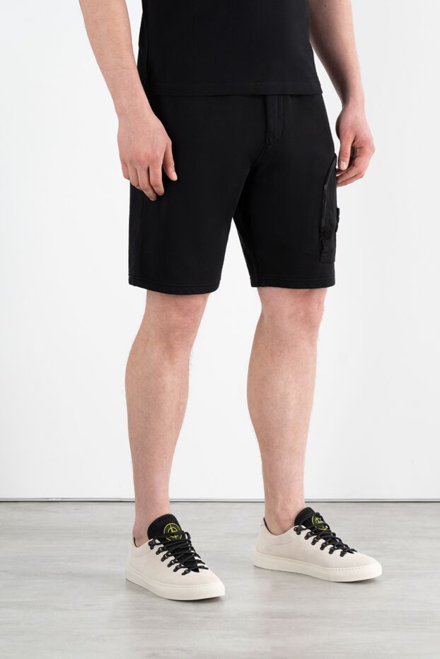 Stone Island black shorts for men with a pocket on the leg and a logo 186903 - photo 3