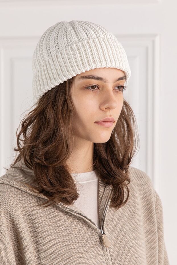 Loro Piana men's white moltrasio hat with folded brim and classic ribbed pattern. 190234 - photo 2