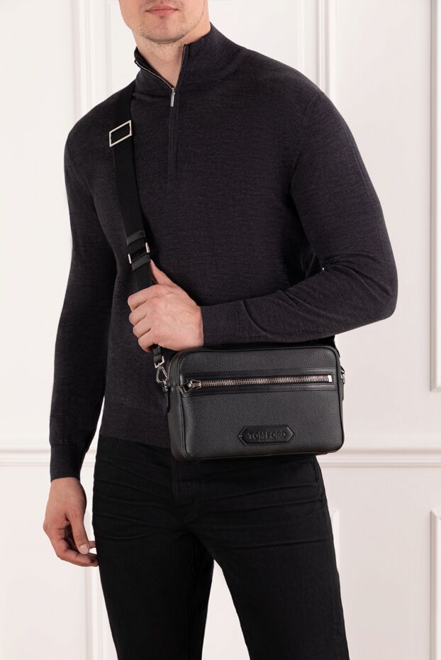 Tom Ford medium size genuine black leather messenger bag 190545 - photo 3