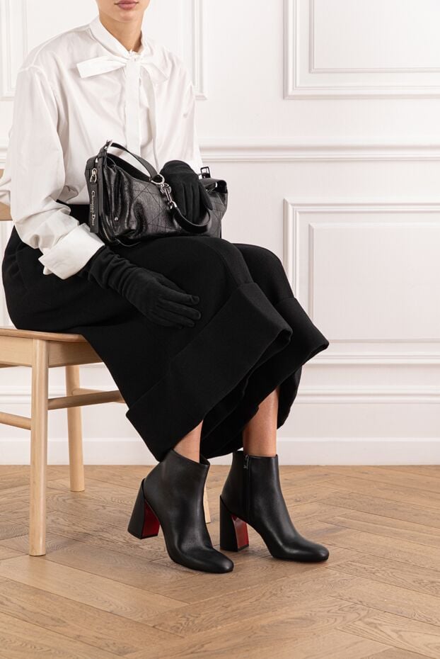 Christian Louboutin adoxa 85 women's ankle boots in black calfskin with a red accent 190868 - photo 2
