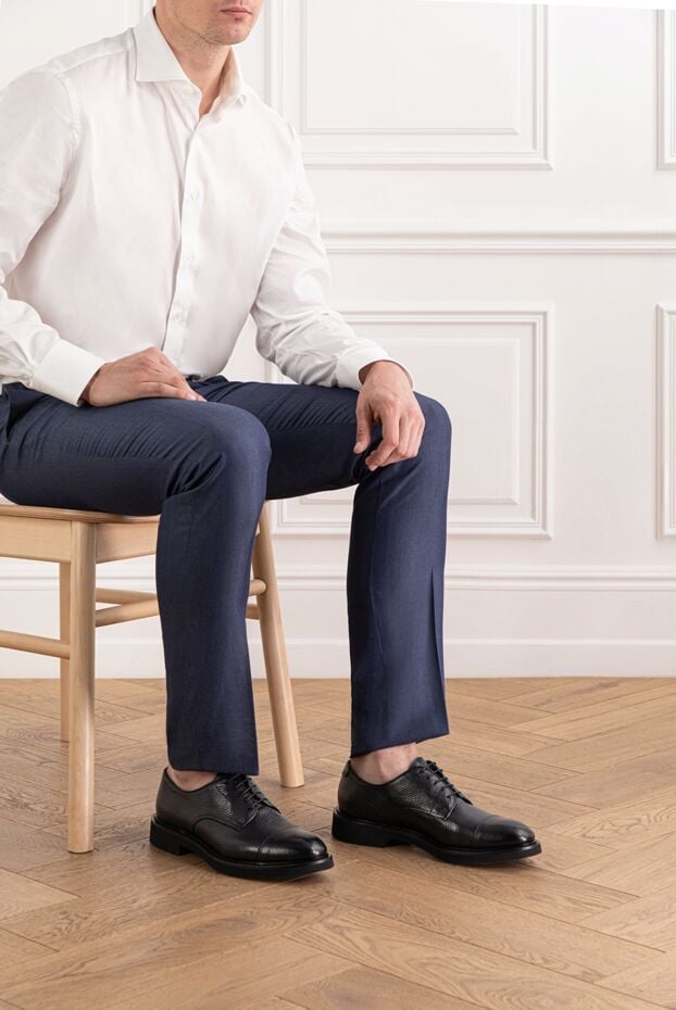 Doucal`s black, grained leather, closed-laced derby shoes 190900 - photo 2