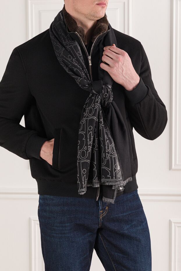 Шарфа з м'якої вовни та гладкого шовку з графічним мотивом - фото 2