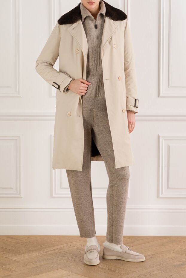 Kiton beige double-breasted trench coat with fur and shearling collar 192055 - photo 2