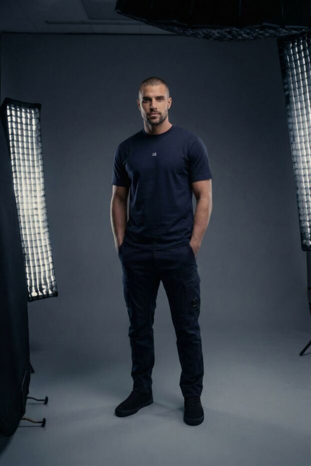 C.P.Company футболка черная с логотипом на груди из хлопкового джерси 193360 - фото 2