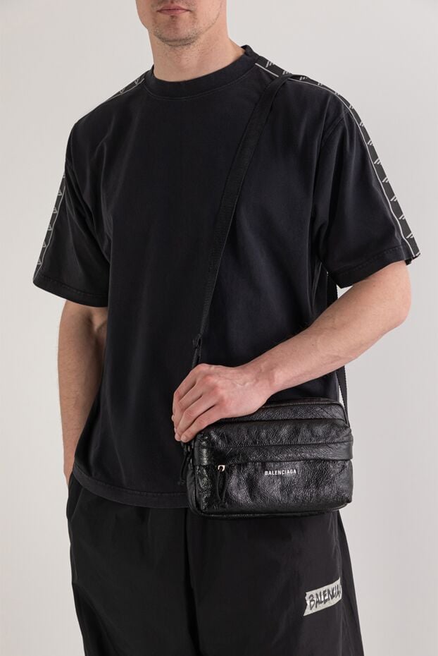 Balenciaga men's puffer crossbody bag with quilted texture 193924 - photo 1